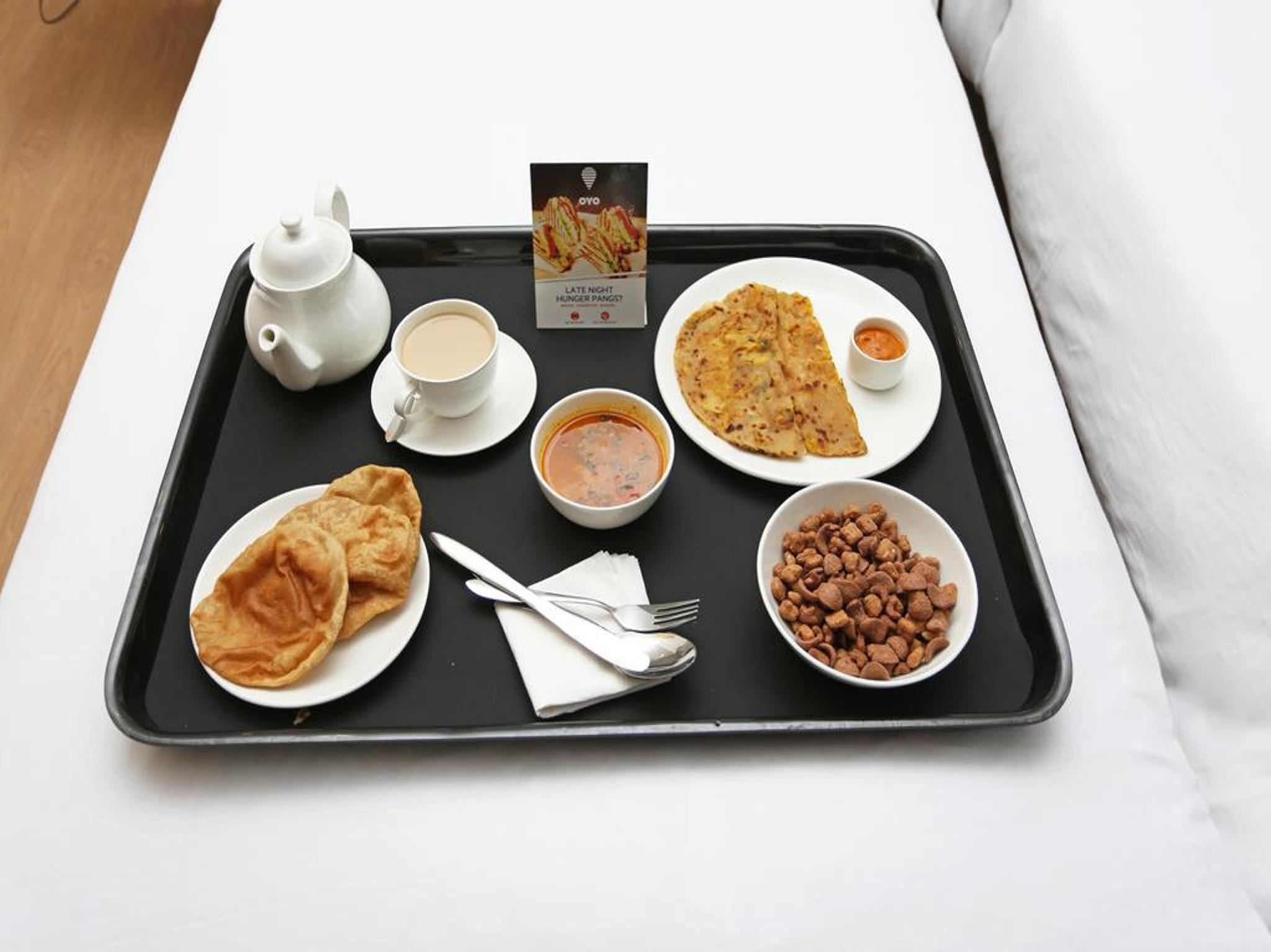 Kalamboli Oyo Hotel Sarovar Grand מראה חיצוני תמונה