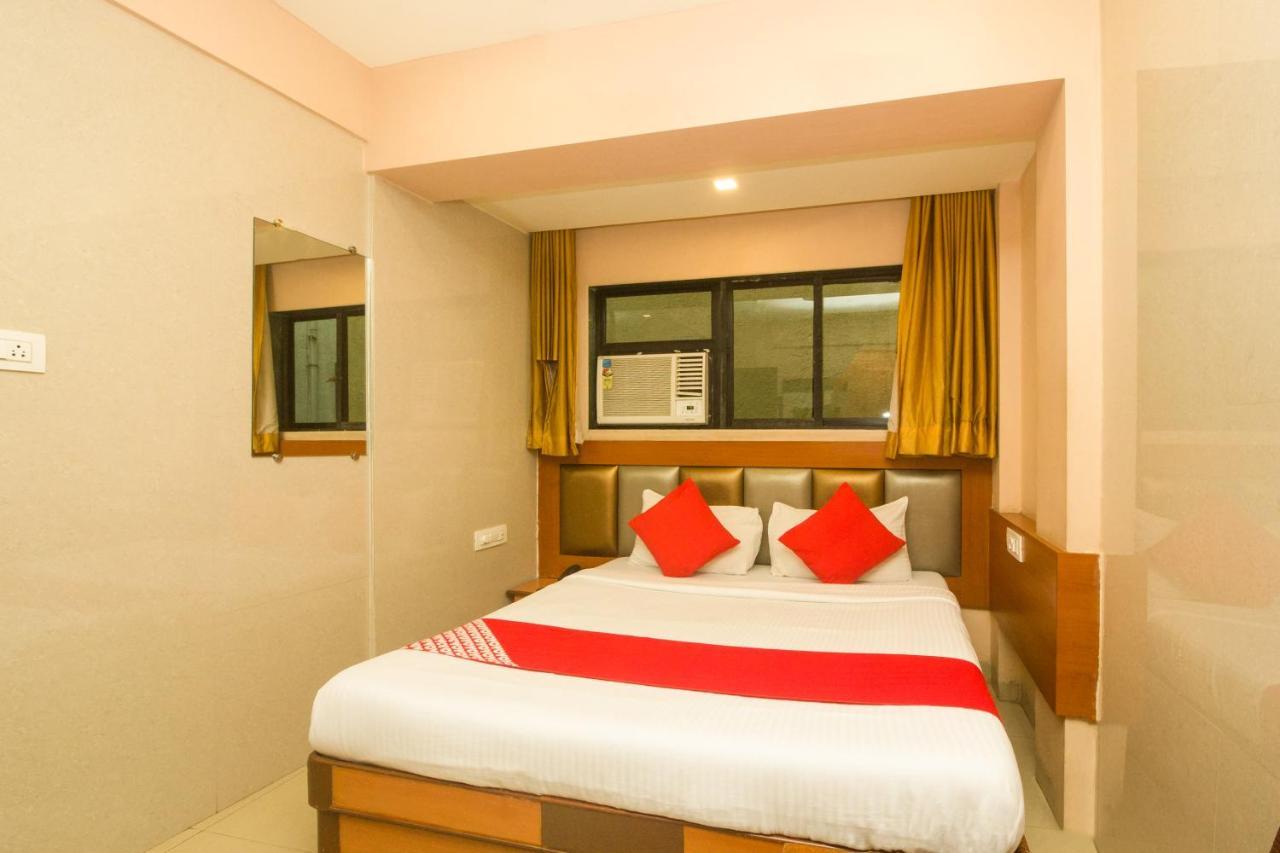 Kalamboli Oyo Hotel Sarovar Grand מראה חיצוני תמונה