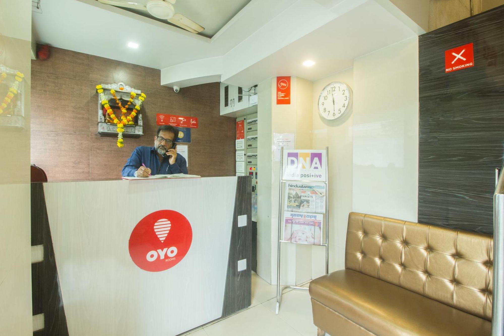 Kalamboli Oyo Hotel Sarovar Grand מראה חיצוני תמונה
