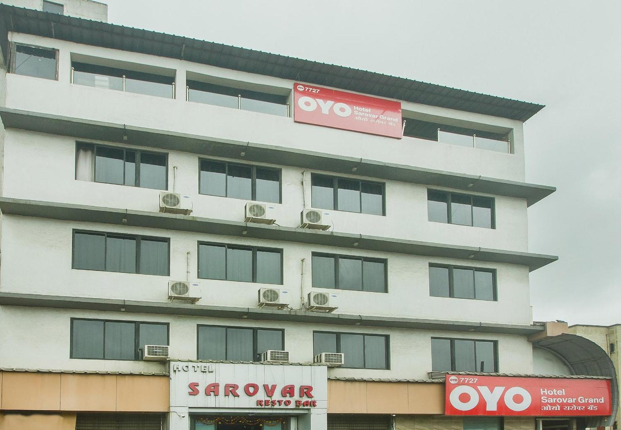 Kalamboli Oyo Hotel Sarovar Grand מראה חיצוני תמונה